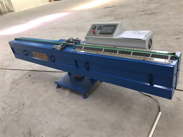 丁基膠涂布機設備特點：